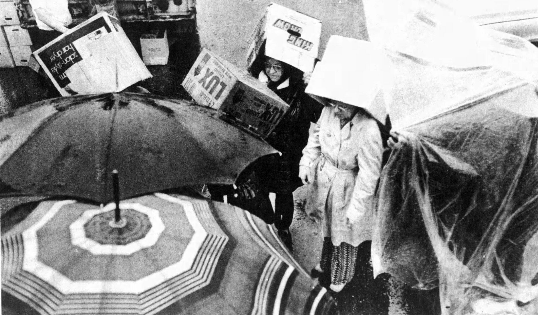 Produce delivery at 4 Seasons Shopping Center — 1974